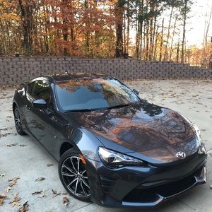 Meet your Posher, Garrett